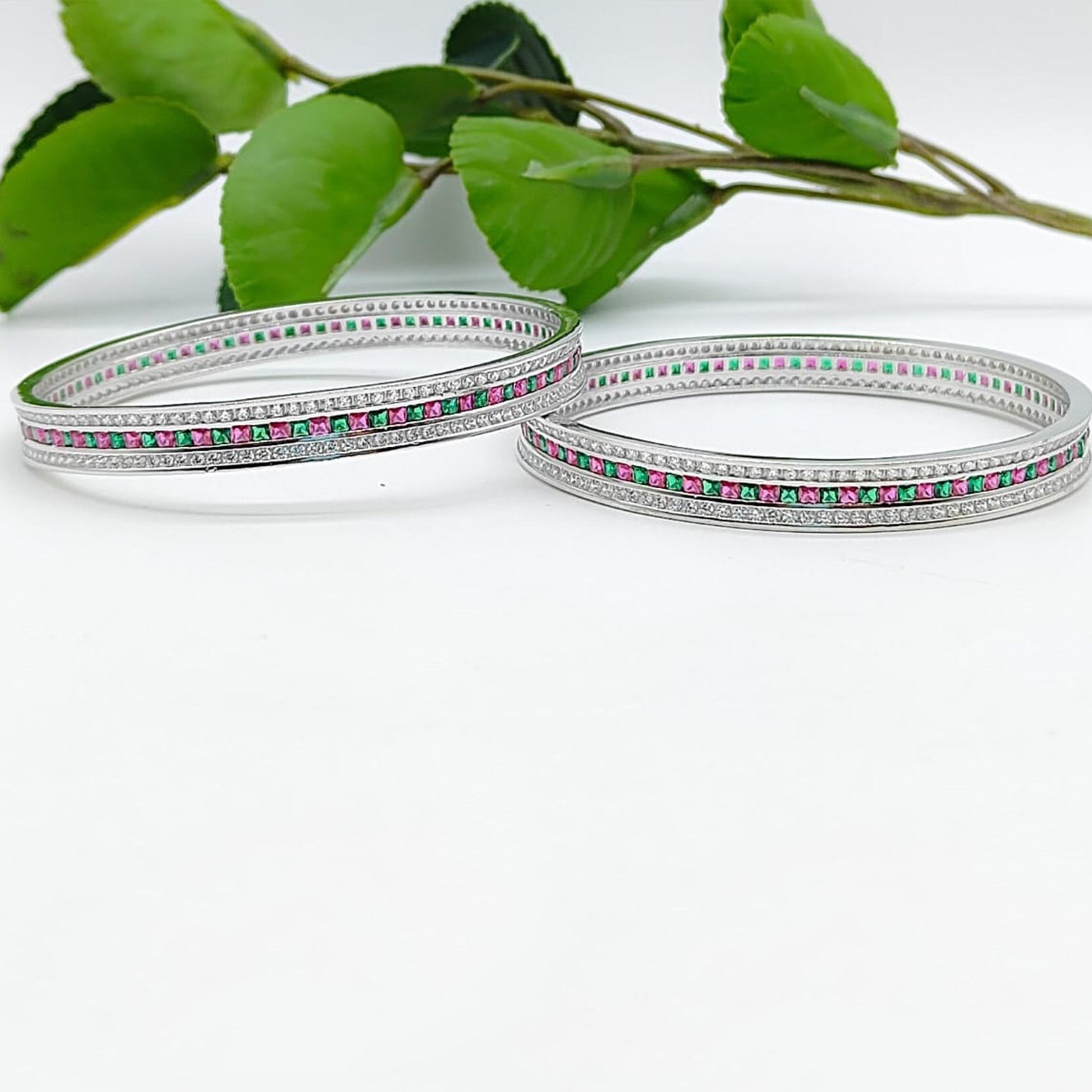 BANGLES [BA-28062502]