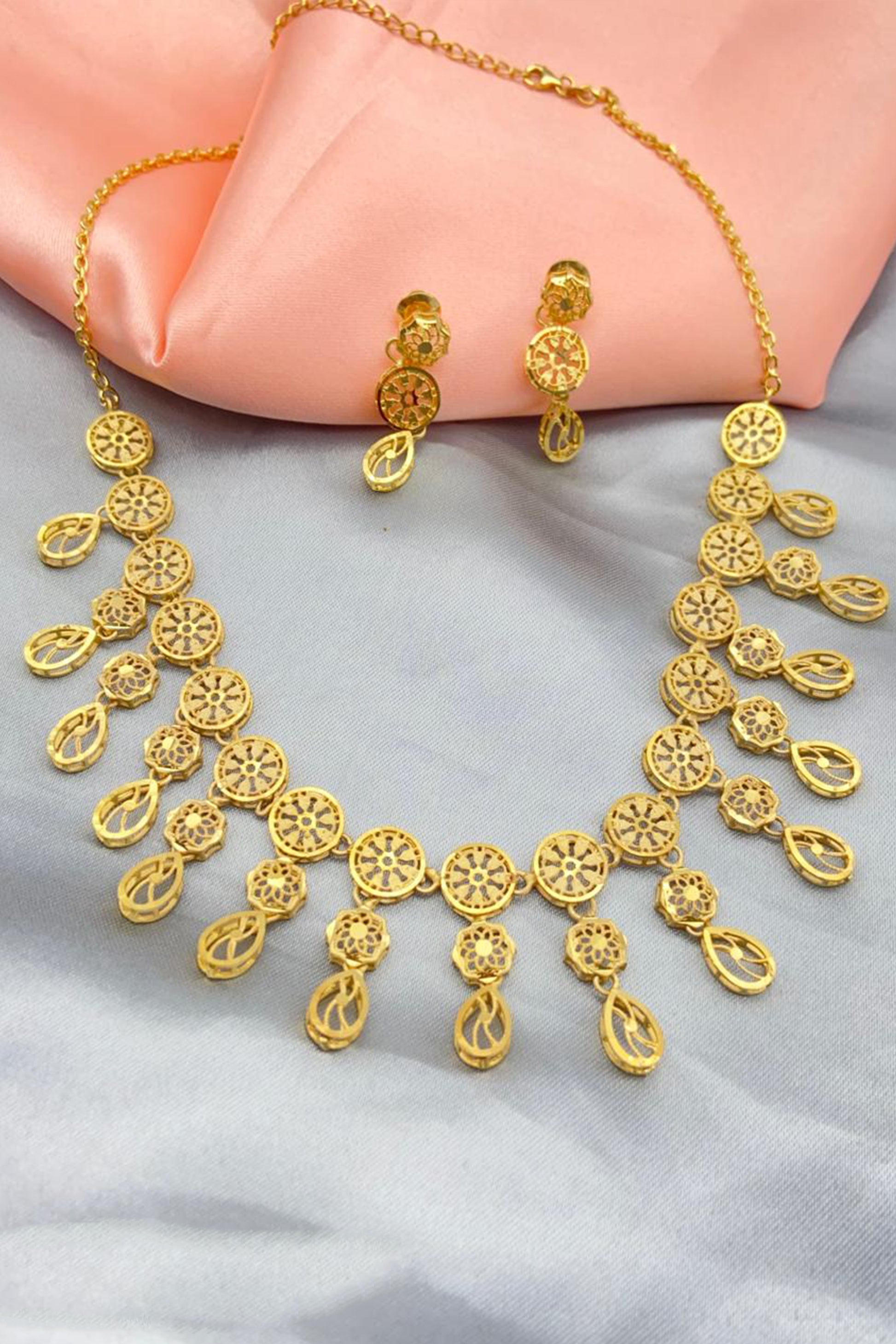 NECKLACES [NS-280603]