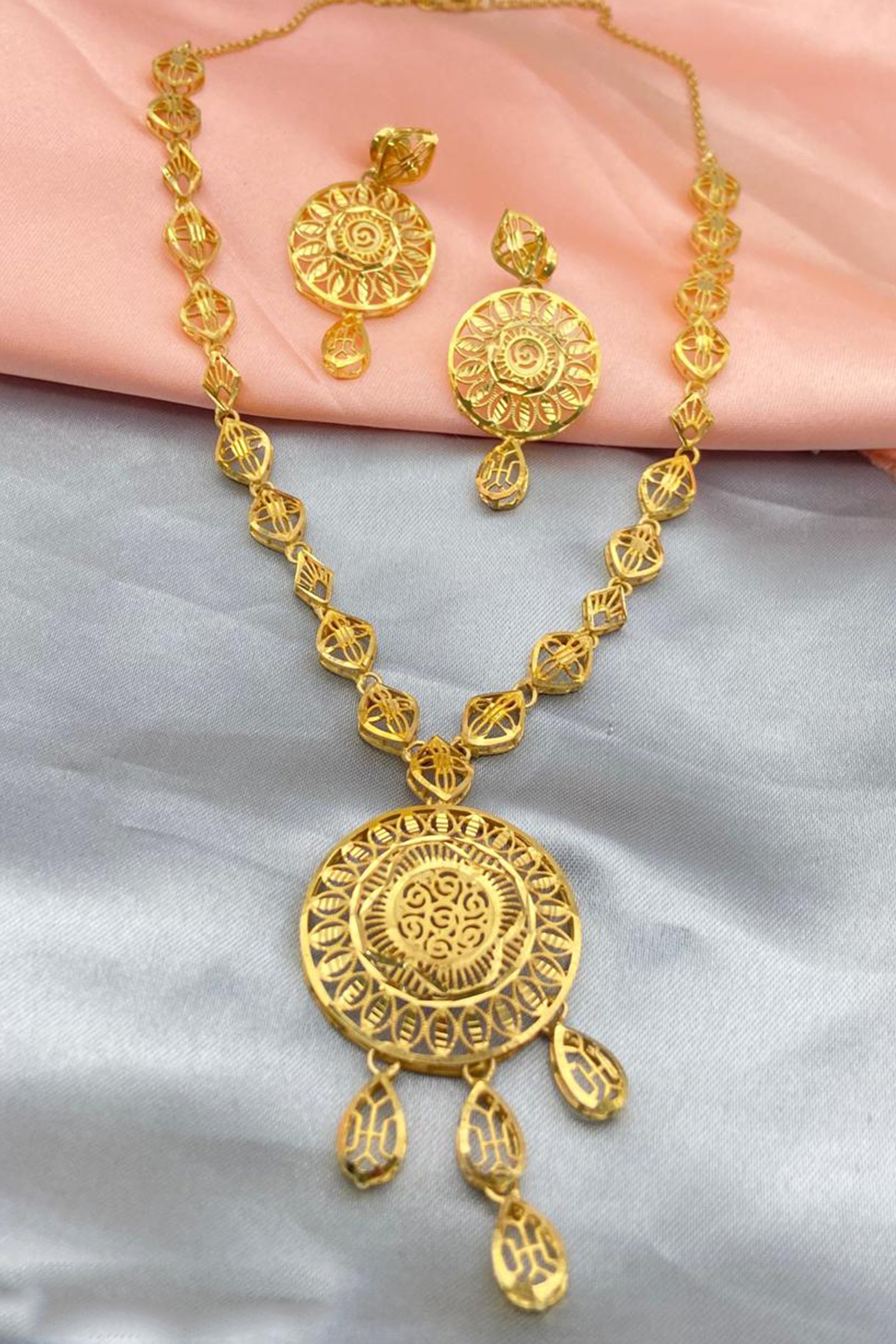 NECKLACES [NS-280604]