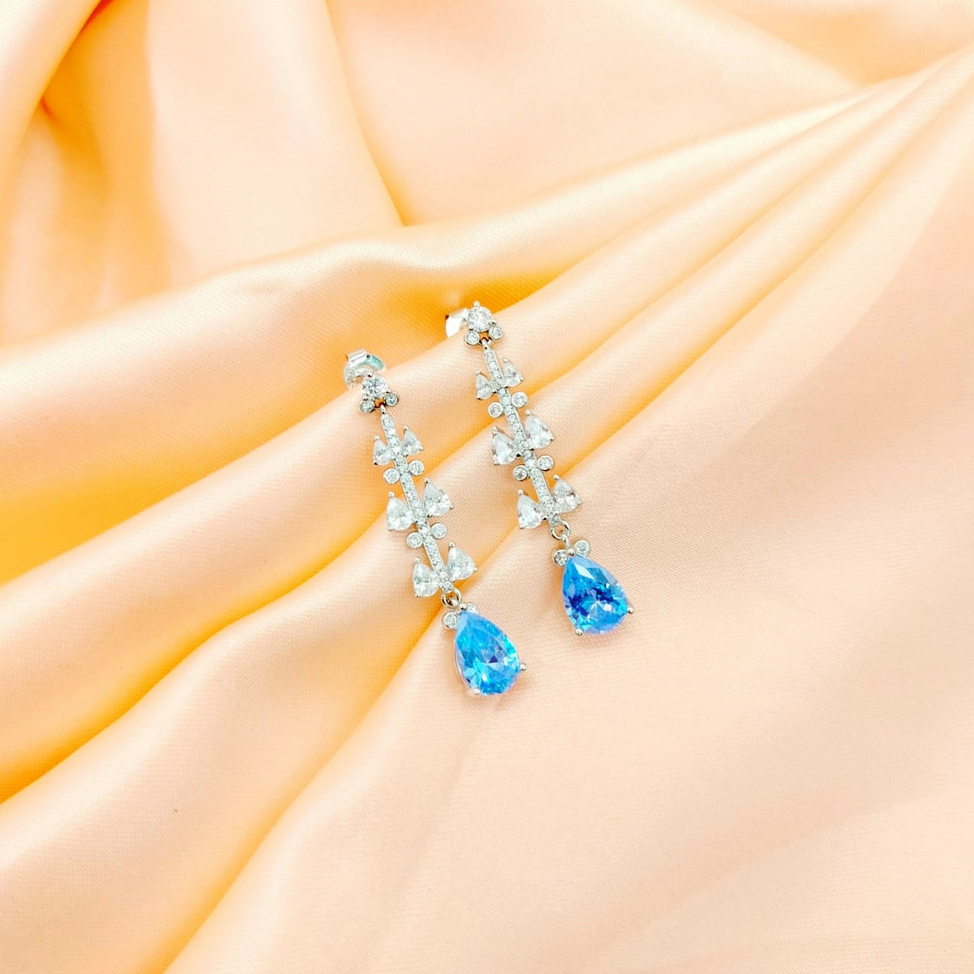 EARRINGS [ER-28062504]