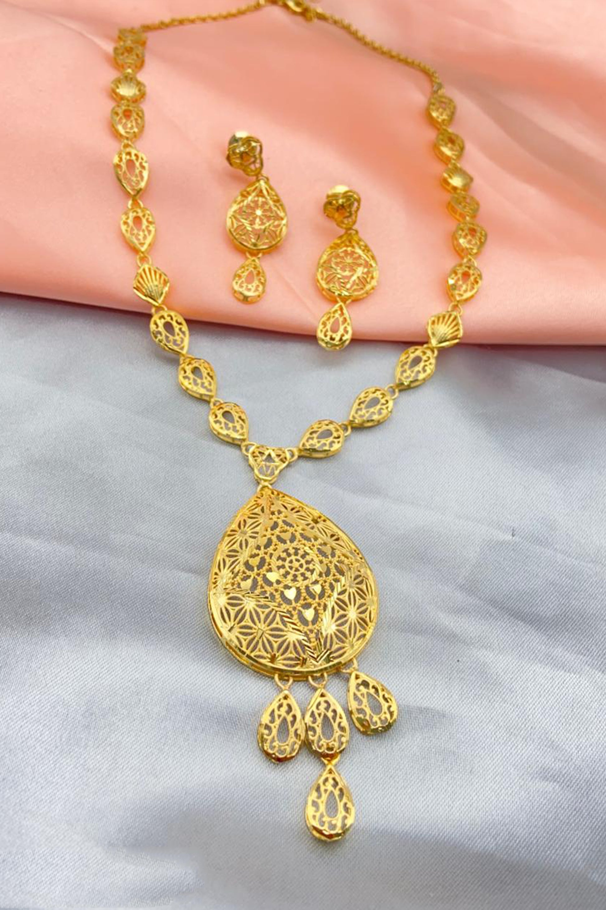 NECKLACES [NS-280606]