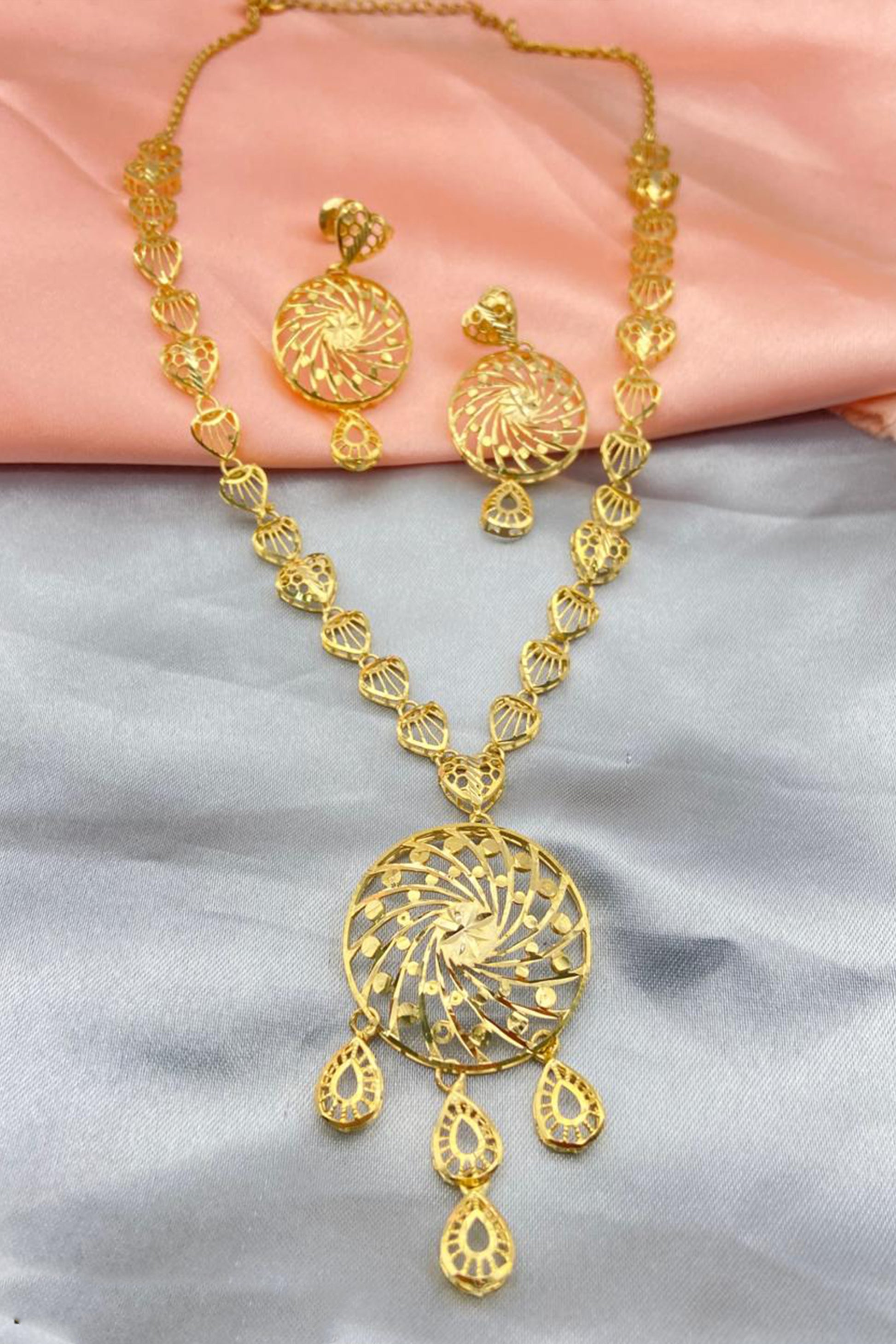 NECKLACES [NS-280608]