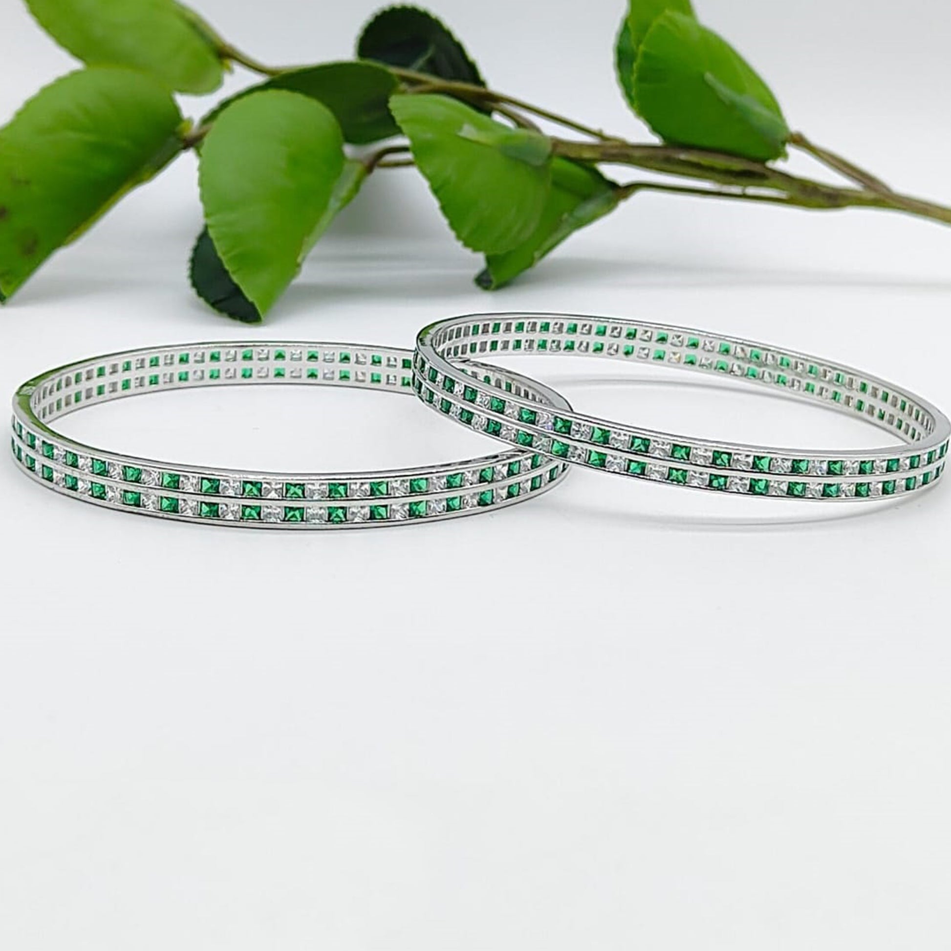 BANGLES [BA-28062510]