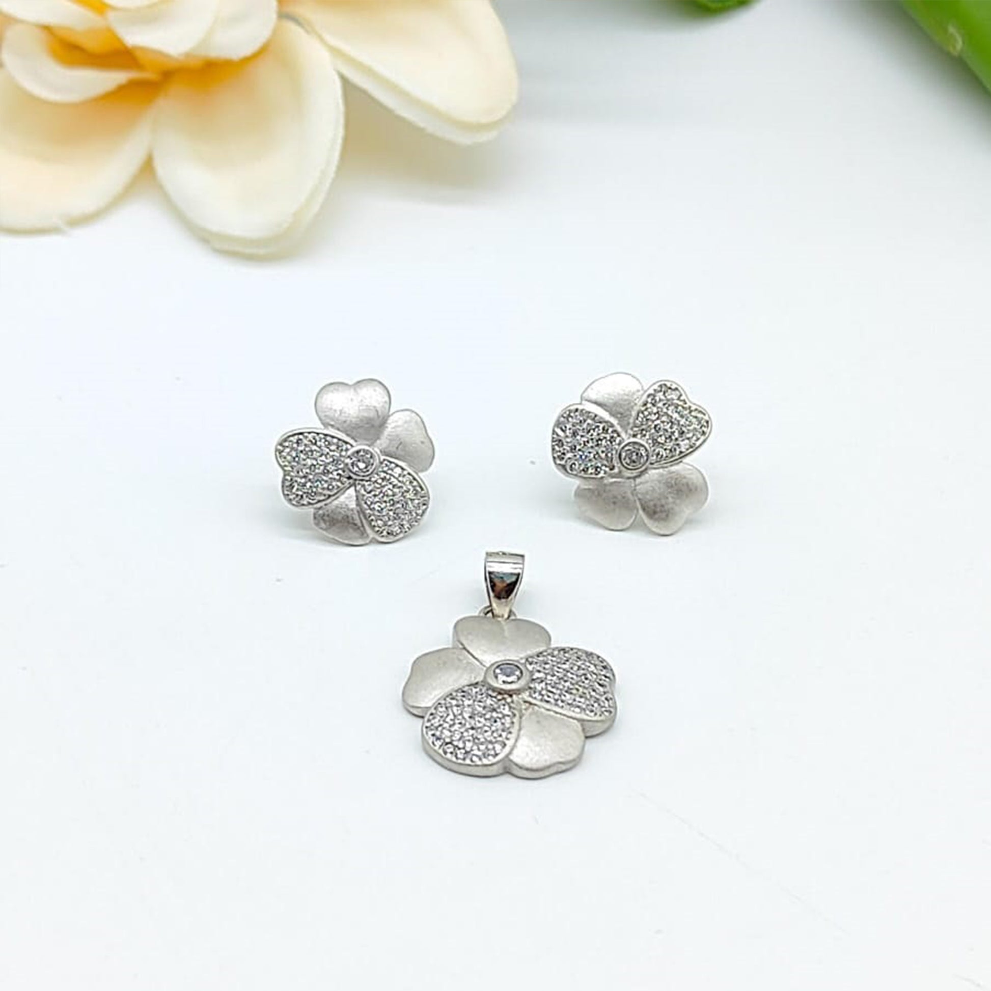PENDANT SET [PS-280610]