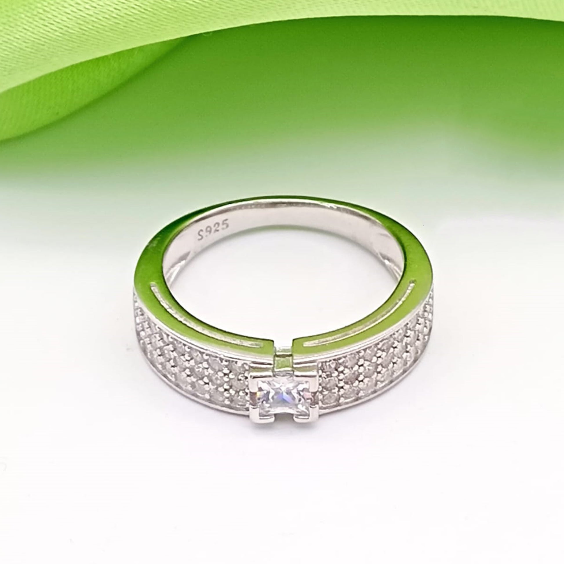 RINGS [FR-280625110]
