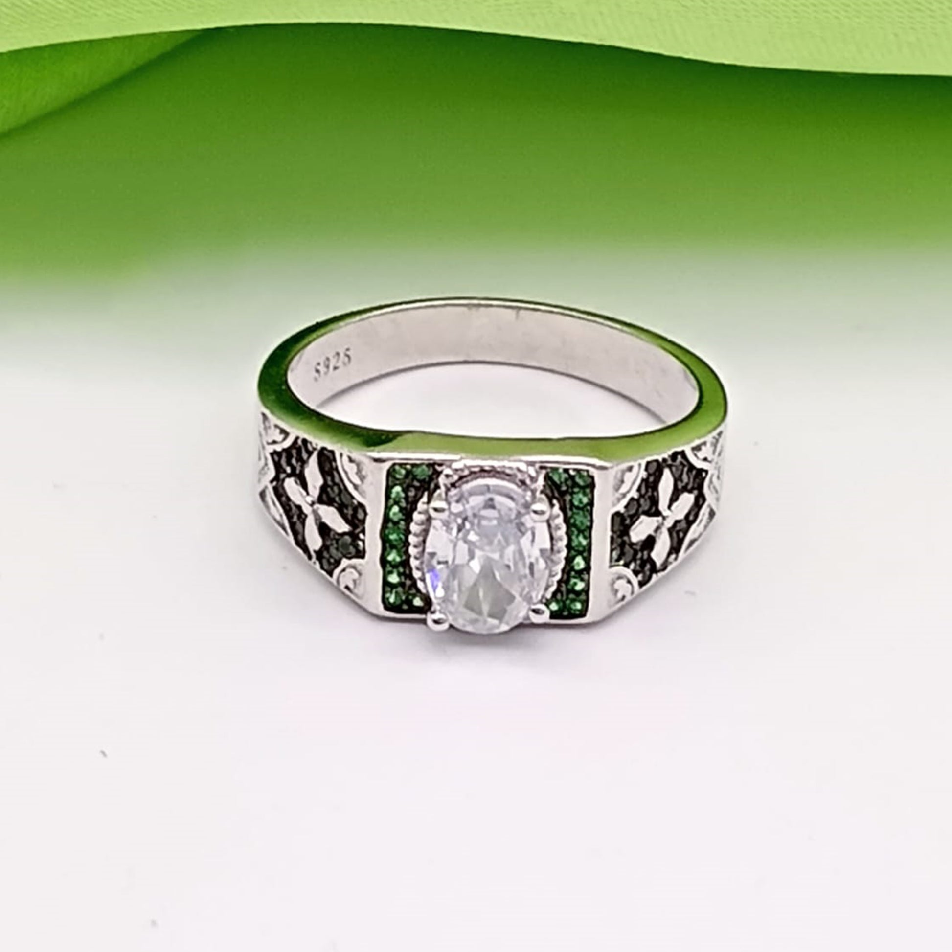 RINGS [FR-280625120]