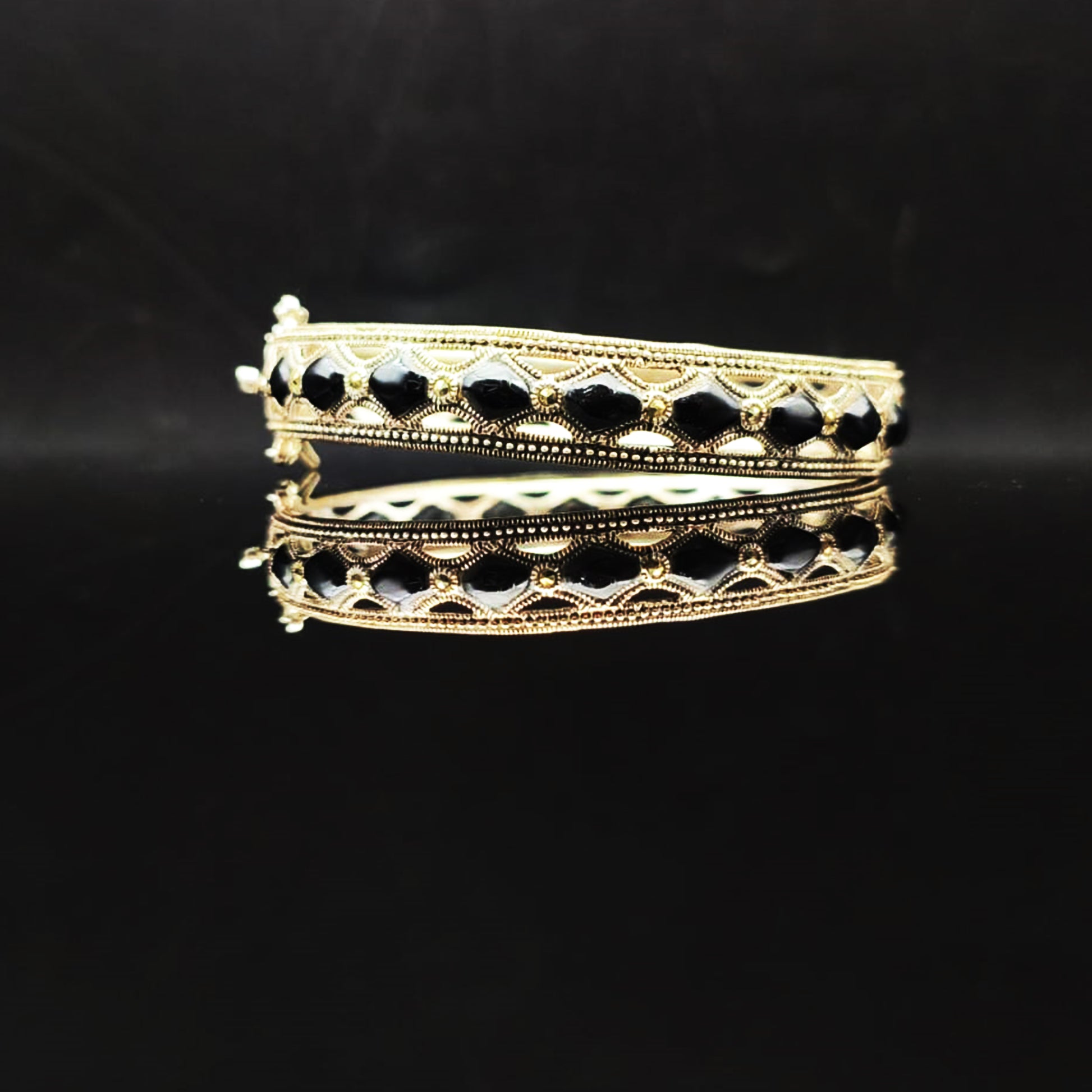 BANGLES [BA-28062515]