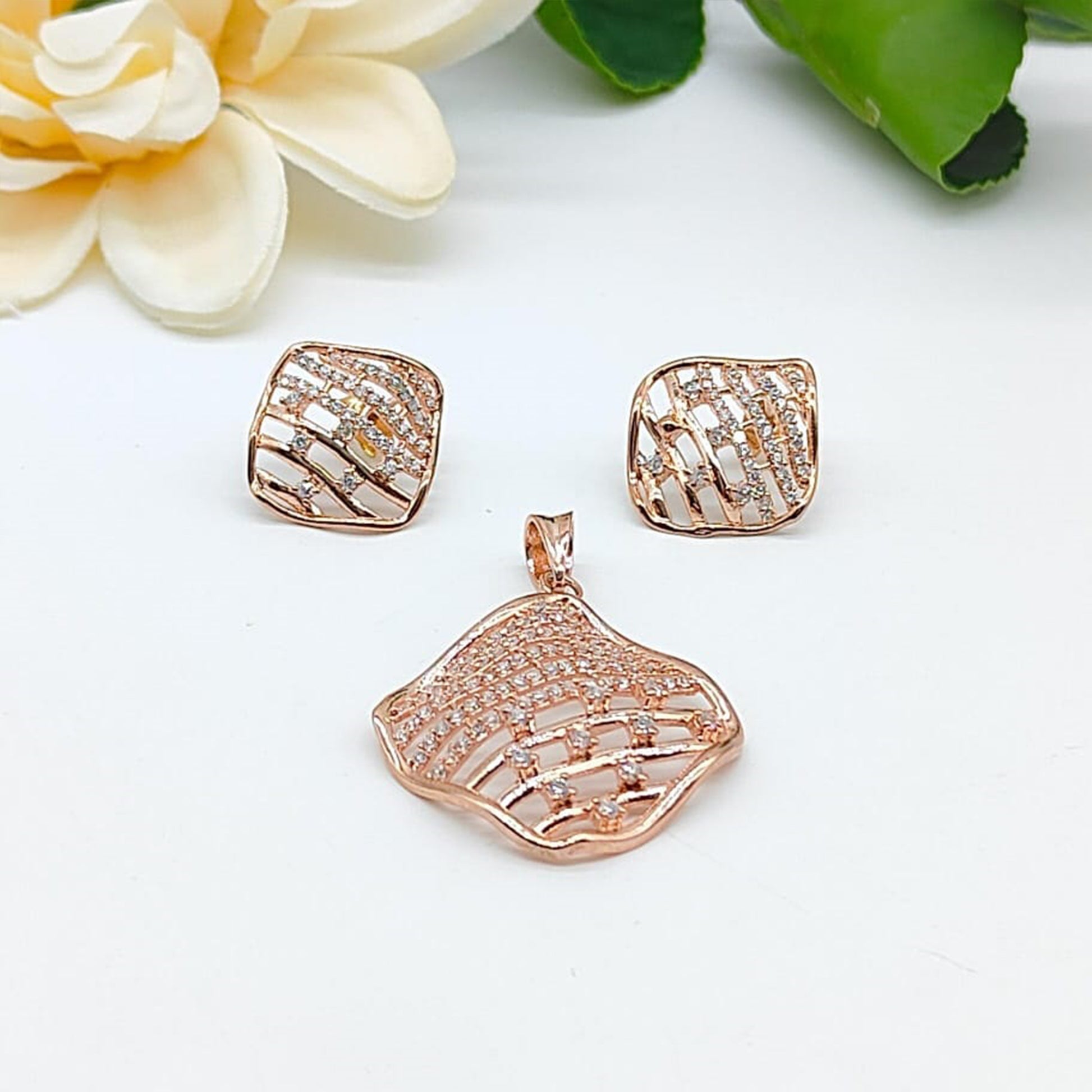 PENDANT SET [PS-280617]