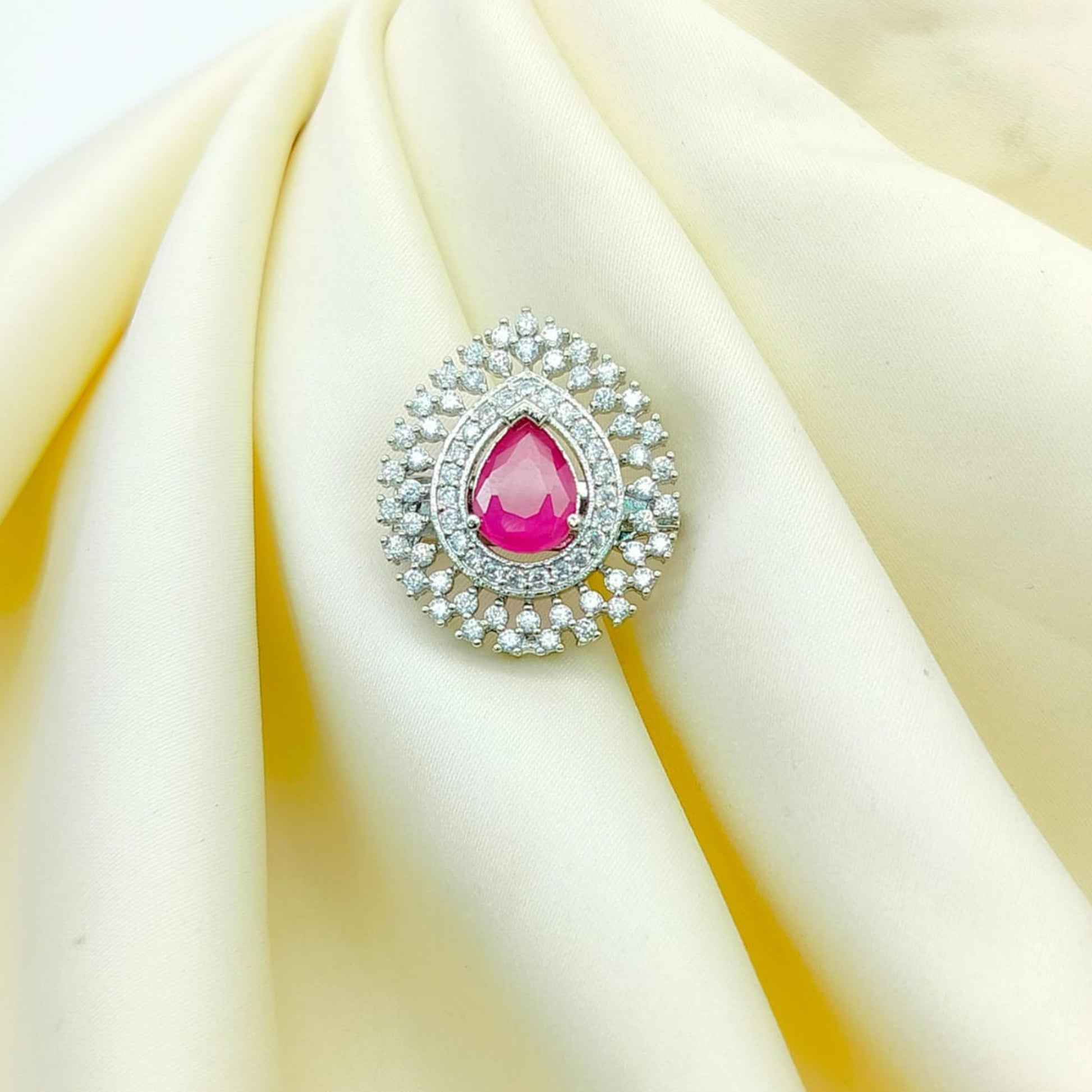 PENDANTS [PC-28062522]