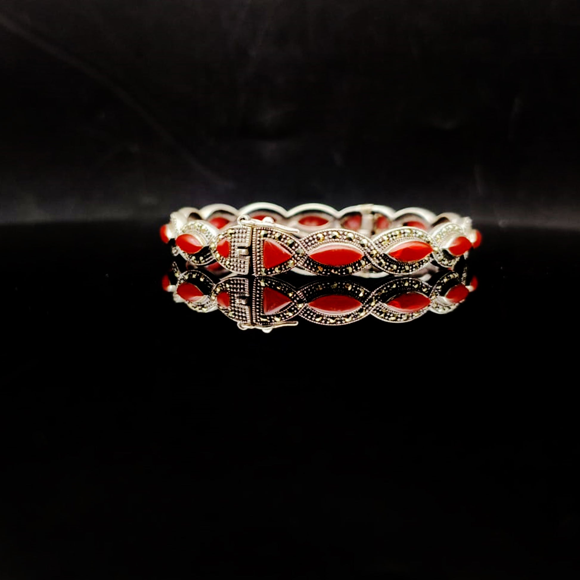 BANGLES [BA-28062523]