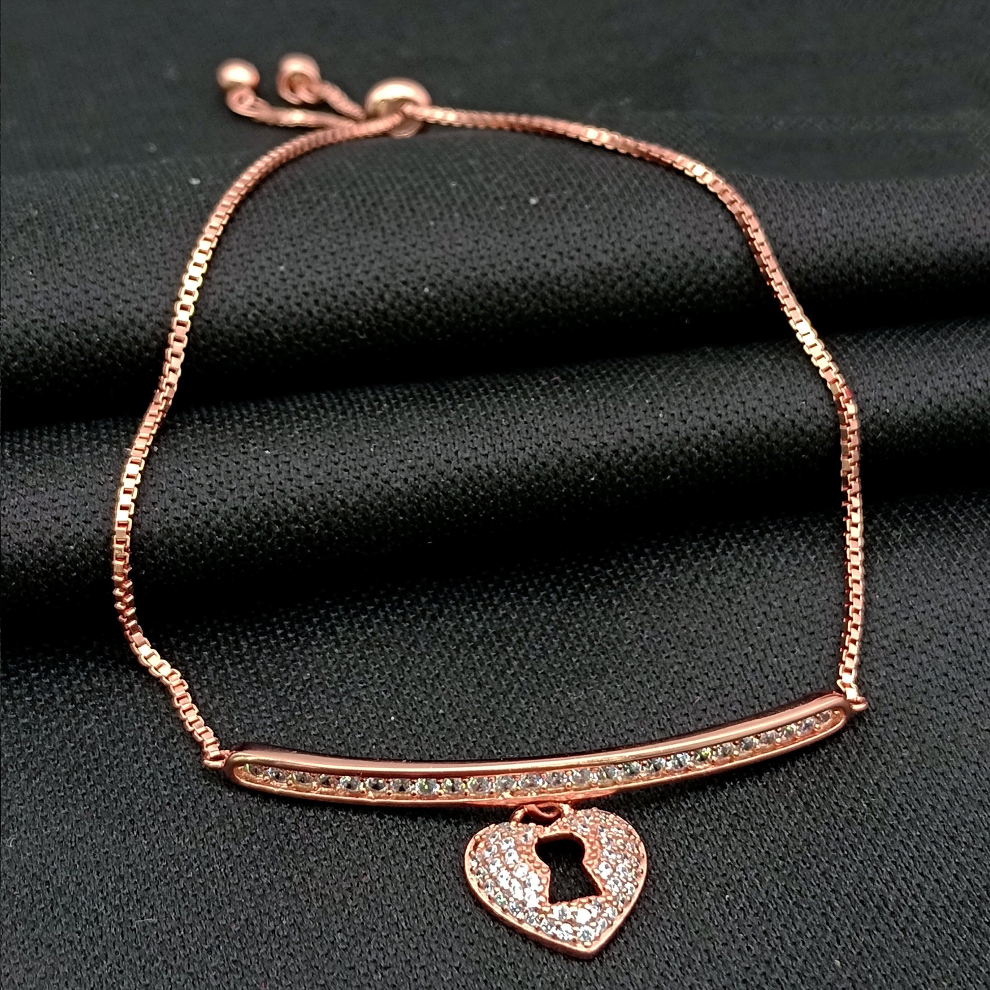 BRACELETS [BR-28062551]