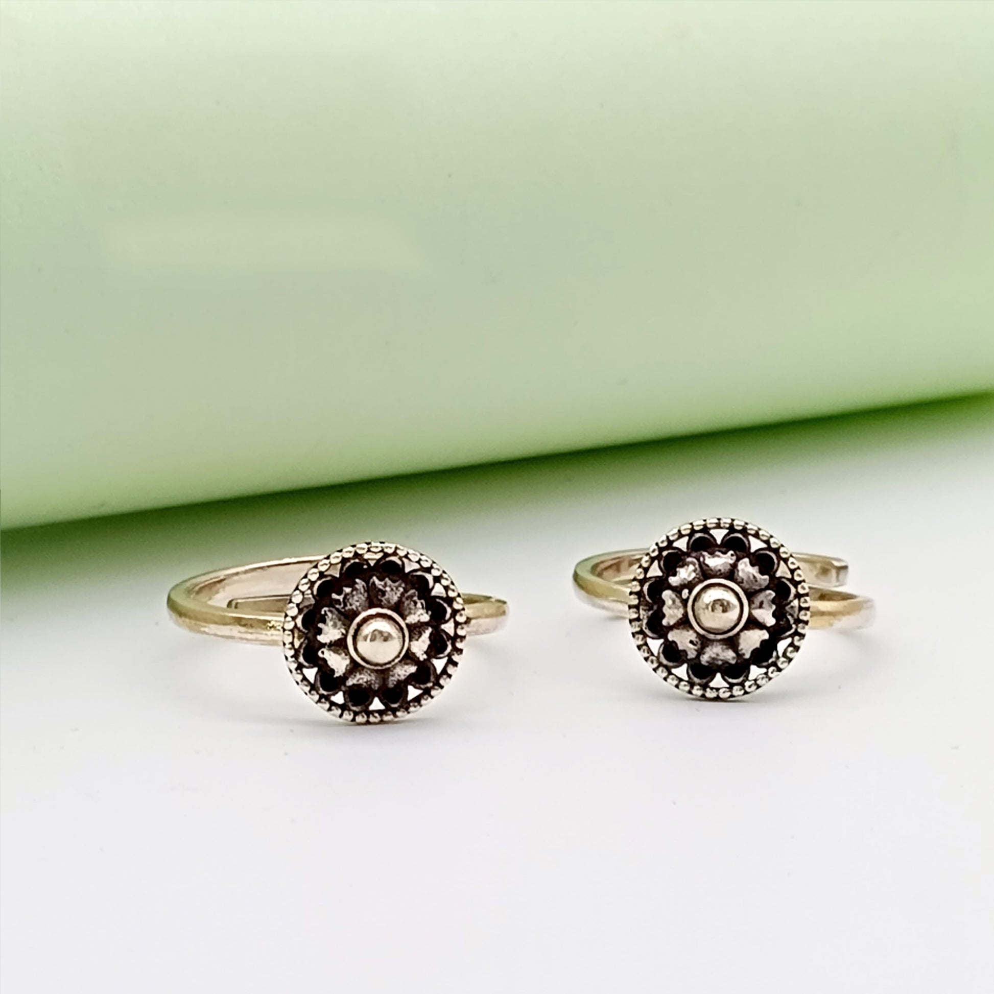 TOE RINGS [TR-28062554]