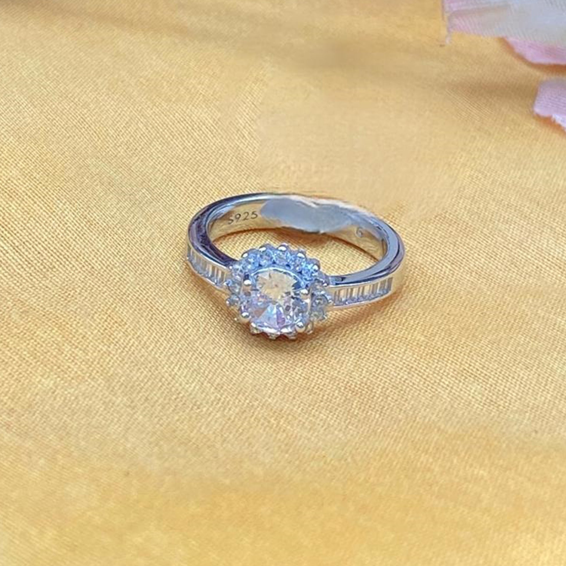 RINGS [FR-28062595]
